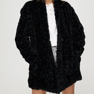 Aritizia Wilfred Free Grete Plush Jacket BLACK